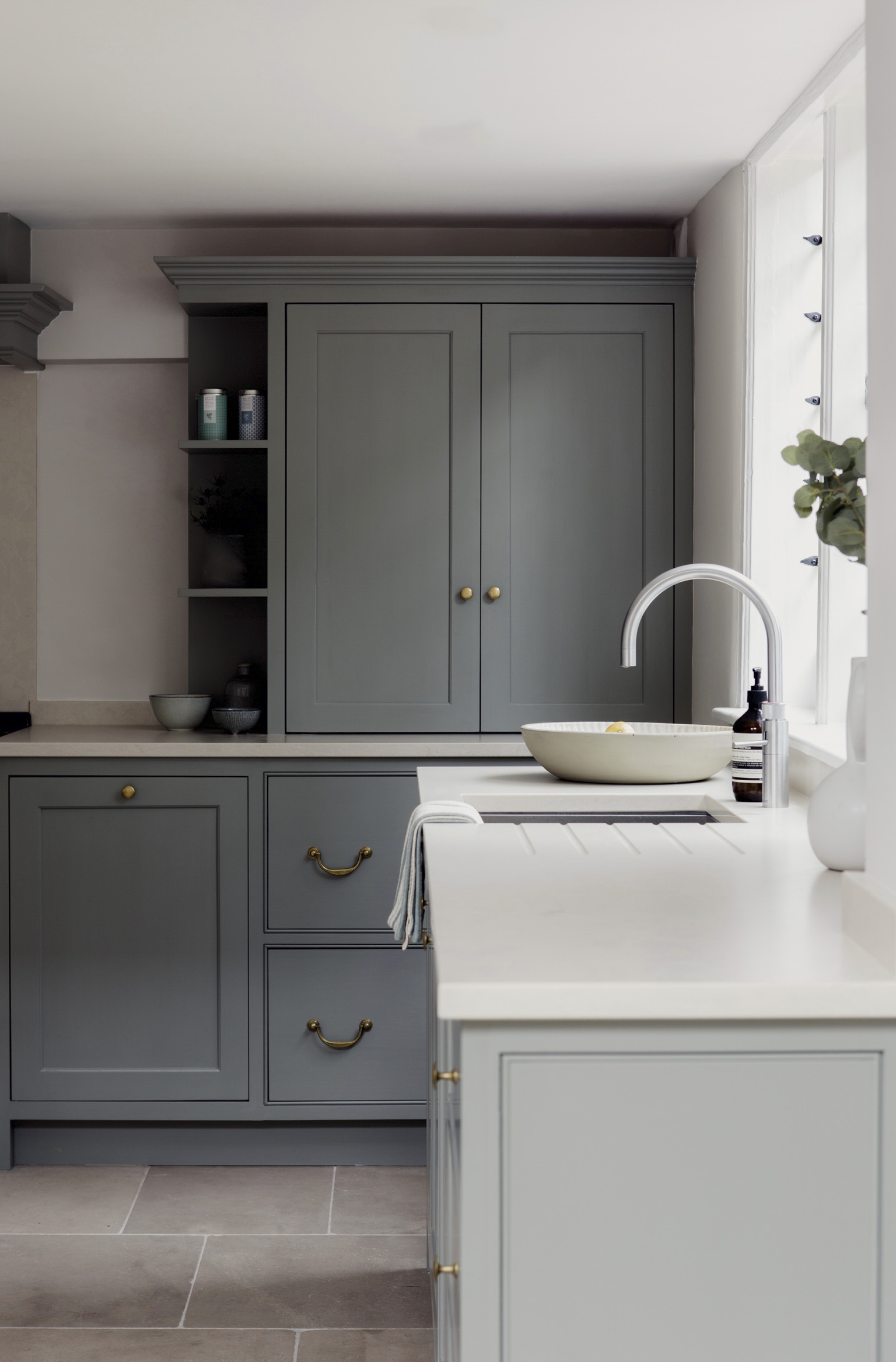 Minimal light filled period property internal renovation