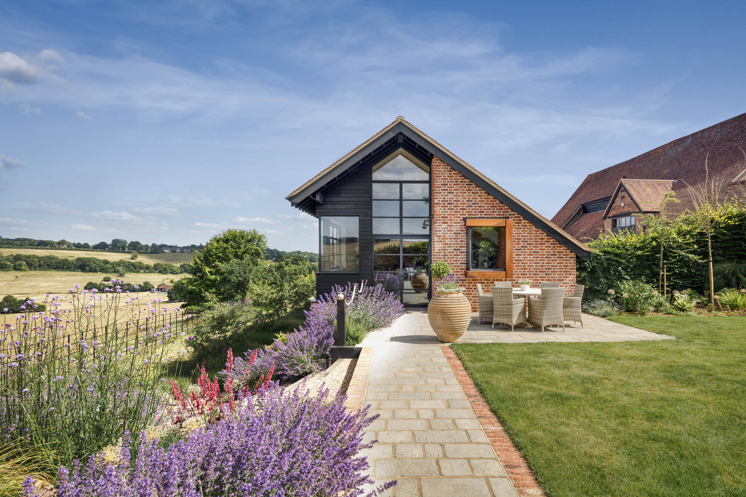Modern countryside new build home in Buckinghamshire green belt luxury architects