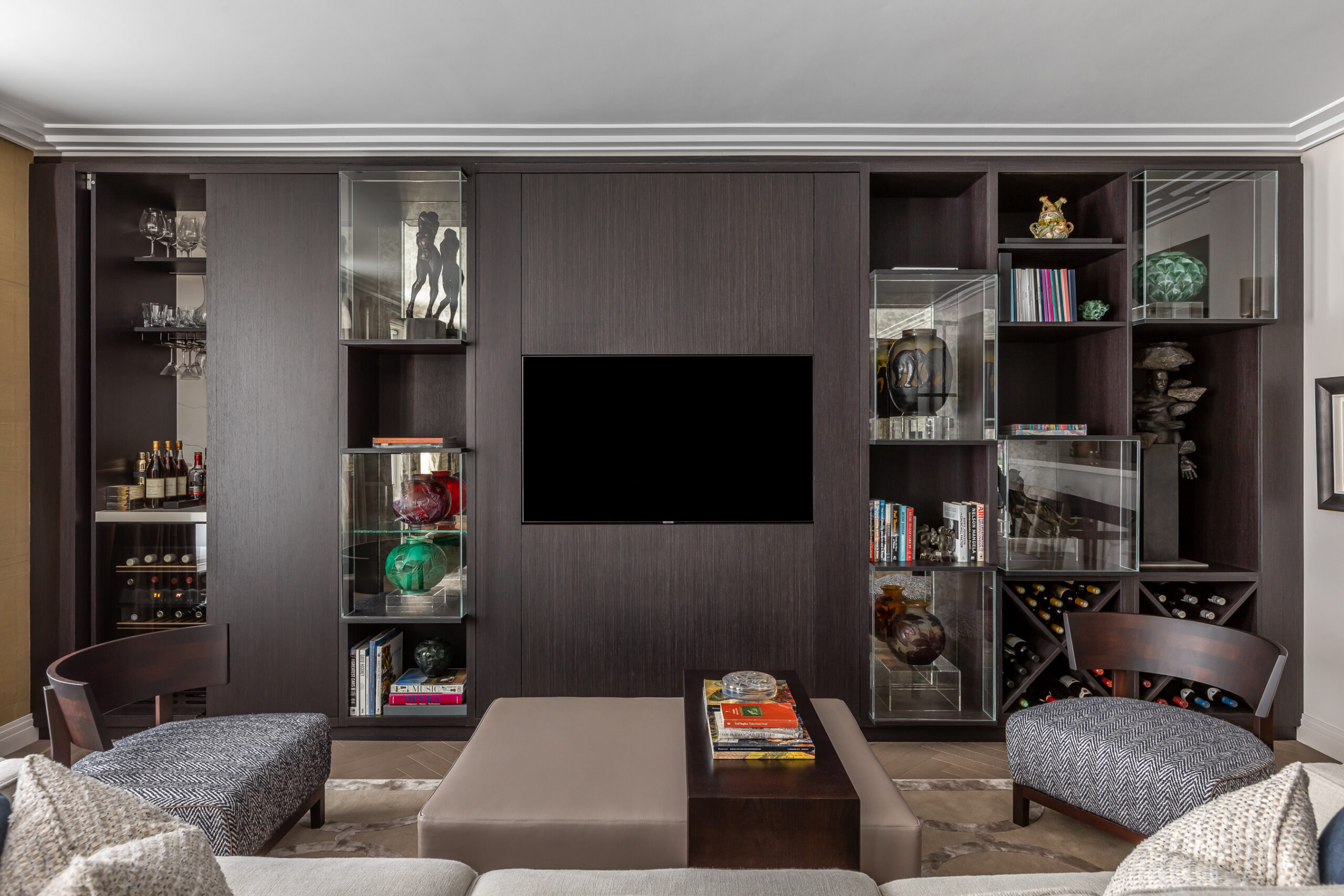 London chic apartment interior design renovation