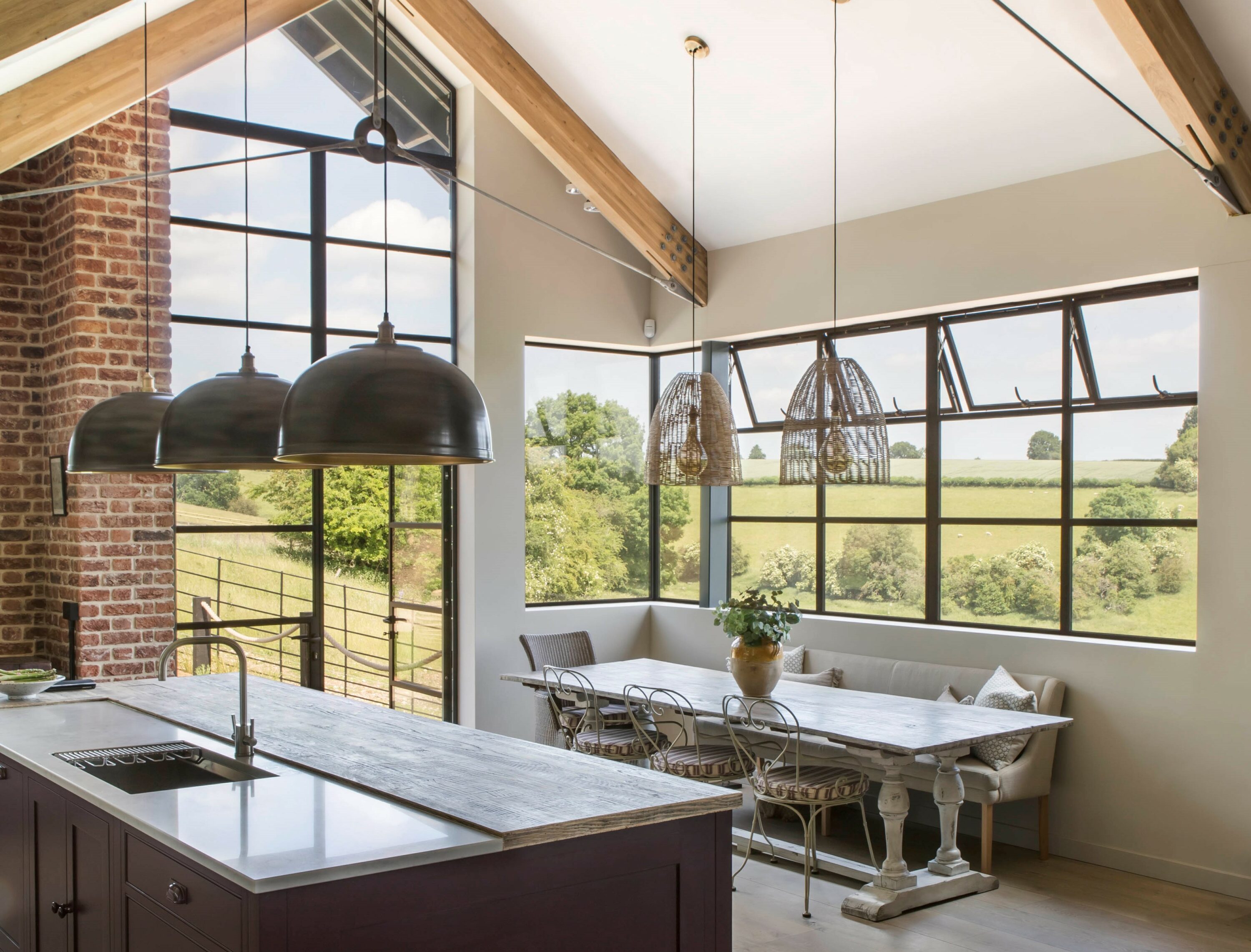 Country home kitchen design