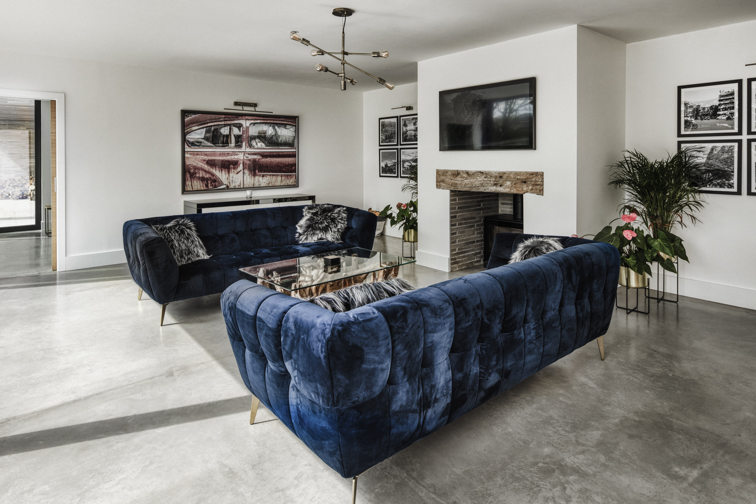 Luxury living room interior design velvet sofas