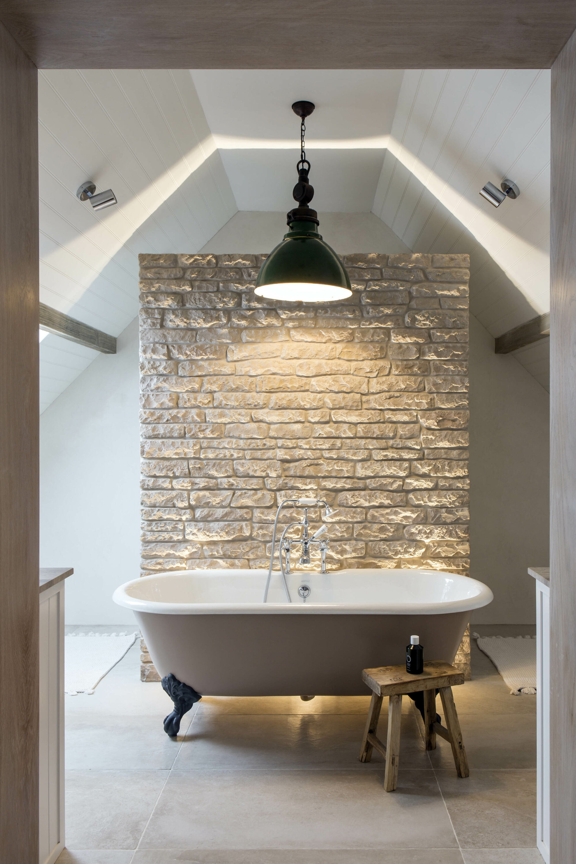 country cottage bathroom interior design