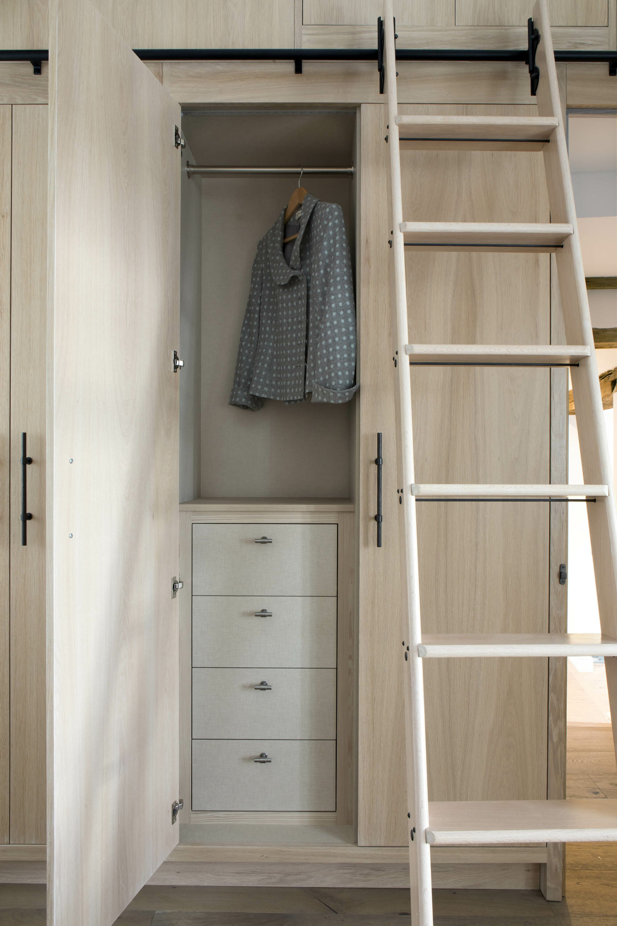 Minimal cottage style interior design