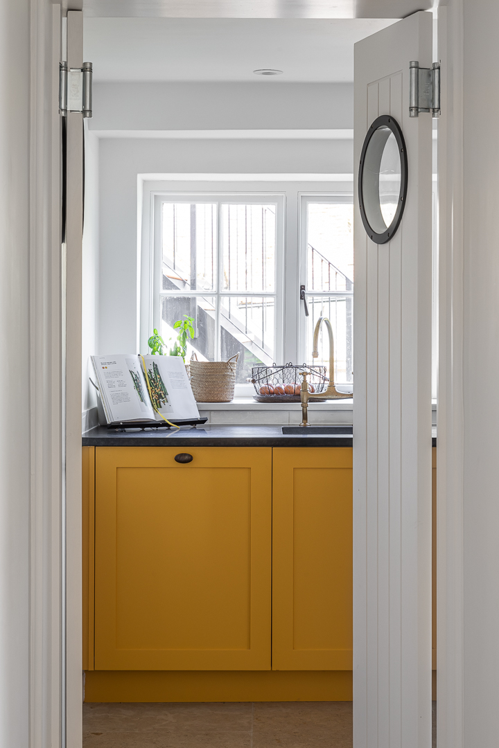 yellow kitchen cabinet interior design